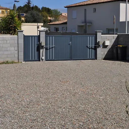 Appartement Independant Le Mahana Magalas Exterior foto